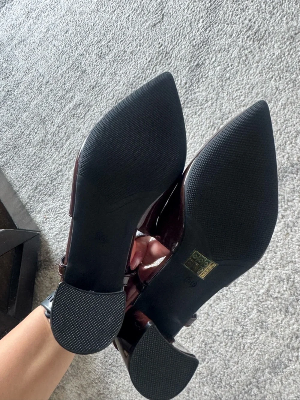 Women's Pointed-Toe Slingback Pumps in Dark Brown Patent
